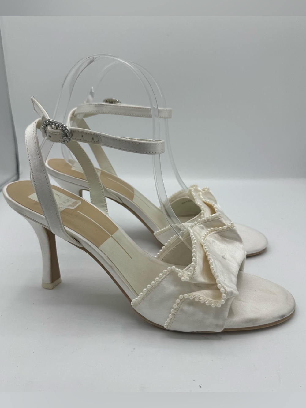 Dolce Vita white Vanilla Faux Pearls Satin Lunete Heeled Sandals size 9 bridal - Picture 1 of 6